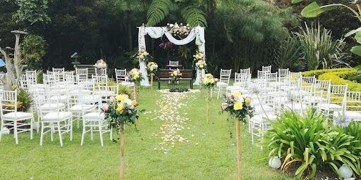 Outdoor Wedding Venues