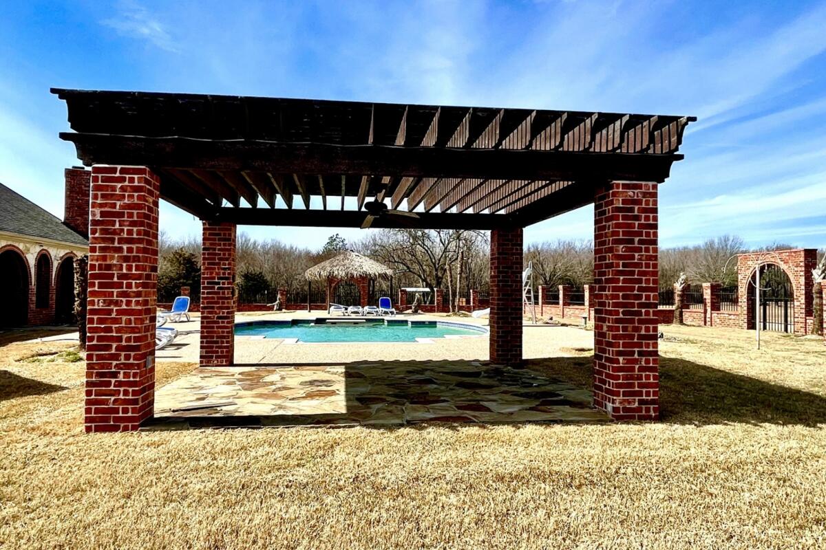 pergola