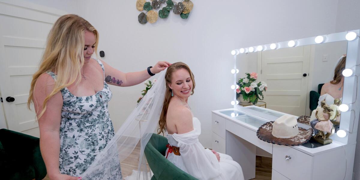 How to Choose Reception Party Dresses, Pantsuits, or Late-Night Footwear Switches for a Greenville Wedding